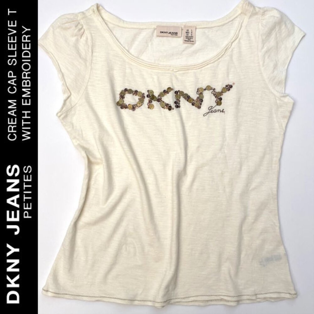 NWOT DKNY Jeans Cream Cap Sleeve T With Embroidery Size L